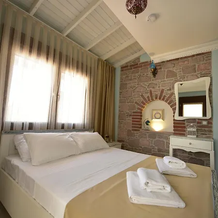 Cunda Butik Hotel Ayvalı